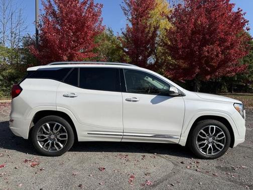 2022 GMC Terrain Denali