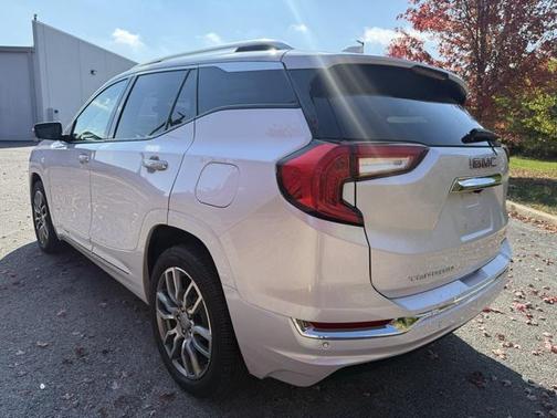 2022 GMC Terrain Denali