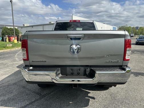 2020 RAM 2500 Big Horn Crew Cab 4X4 6'4' Box