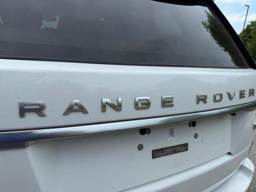 White 2020 Land Rover Range Rover 3.0L V6 Supercharged HSE
