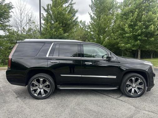 2015 Cadillac Escalade Luxury