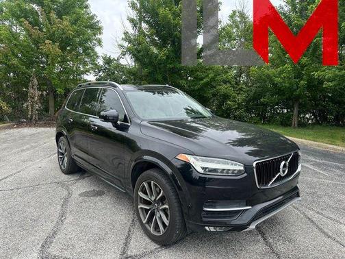 Onyx Black Metallic 2018 Volvo XC90 T5 Momentum