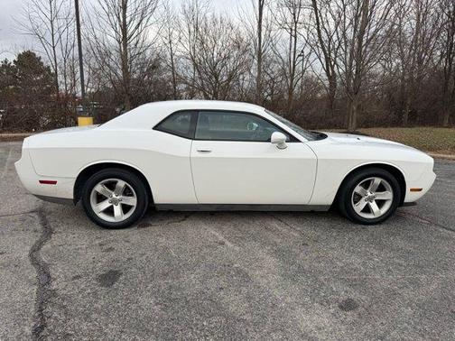 2013 Dodge Challenger SXT