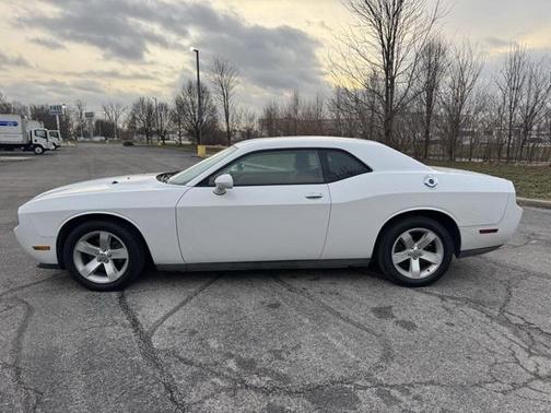 2013 Dodge Challenger SXT