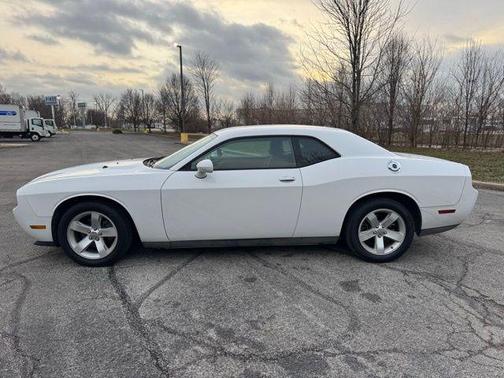 2013 Dodge Challenger SXT