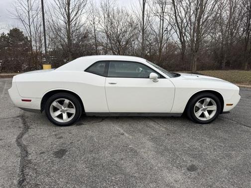 2013 Dodge Challenger SXT