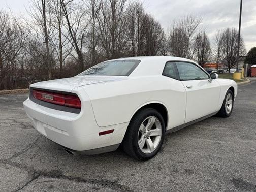 2013 Dodge Challenger SXT