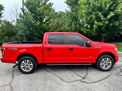 Race Red 2017 Ford F-150 XL