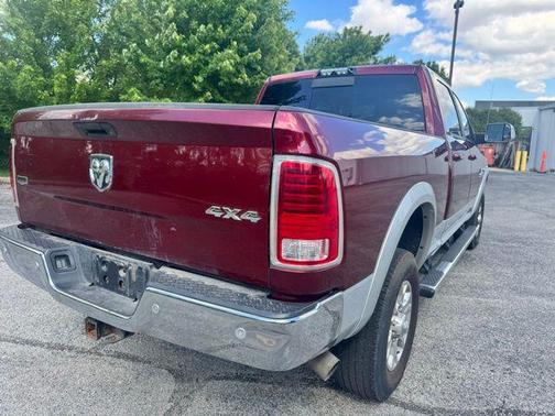 Delmonico Red Pearlcoat 2018 RAM 2500 Laramie Crew Cab 4x4 6'4' Box