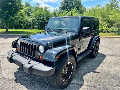 Black Clearcoat 2011 Jeep Wrangler Sahara