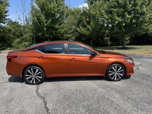 2020 Nissan Altima SR Intelligent AWD