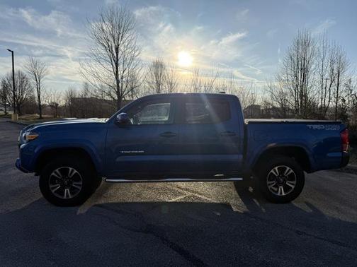 2017 Toyota Tacoma Base