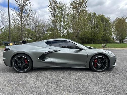 2022 Chevrolet Corvette Stingray w/2LT