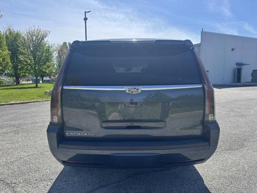 2020 Cadillac Escalade ESV Luxury