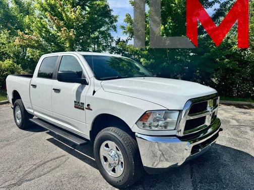 Bright White Clearcoat 2017 RAM 2500 SLT Crew Cab 4x4 6'4' Box