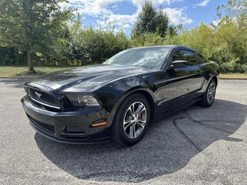 2013 Ford Mustang V6 Premium