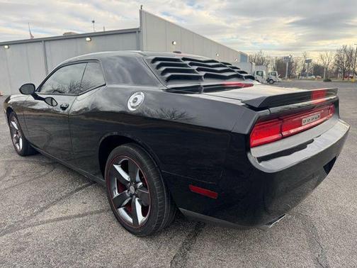 2013 Dodge Challenger SXT