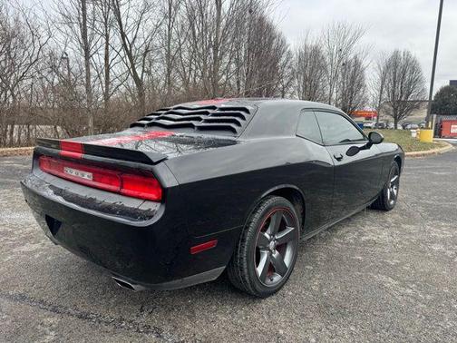 2013 Dodge Challenger SXT