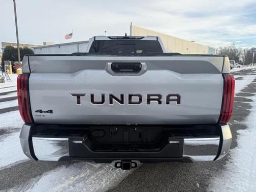 2022 Toyota Tundra SR5