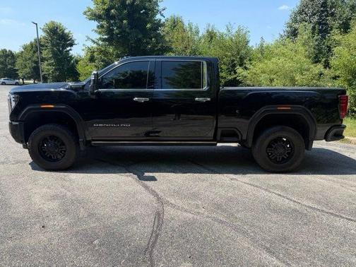 Onyx Black 2024 GMC Sierra 2500 Denali Ultimate