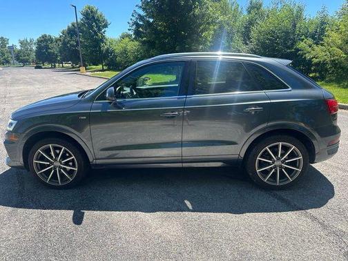 Daytona Gray Pearl 2018 Audi Q3 2.0T Premium