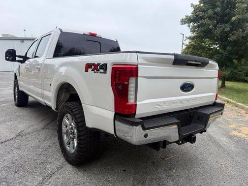 White Platinum Clearcoat Metallic 2018 Ford F-250 Lariat