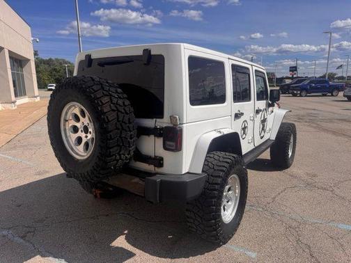 Bright White Clearcoat 2014 Jeep Wrangler Unlimited Polar Edition