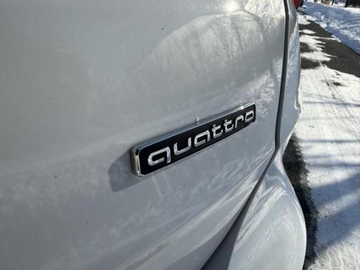 2023 Audi Q3 Premium 45 TFSI S line quattro Tiptronic