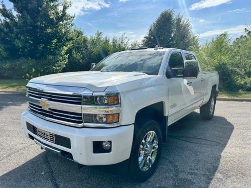Summit White 2015 Chevrolet Silverado 2500 High Country