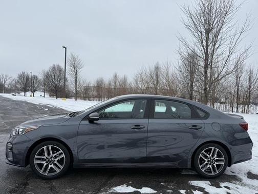 2020 Kia Forte GT-Line