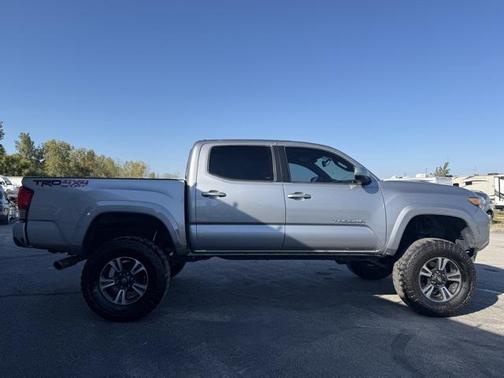 2017 Toyota Tacoma Base