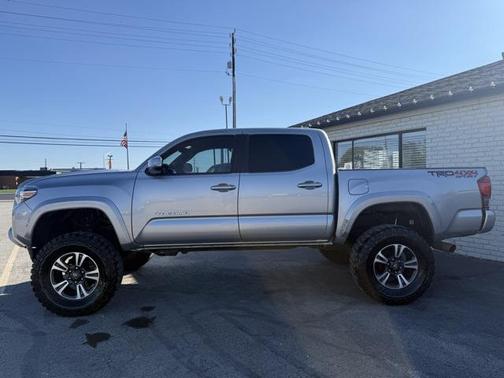 2017 Toyota Tacoma Base