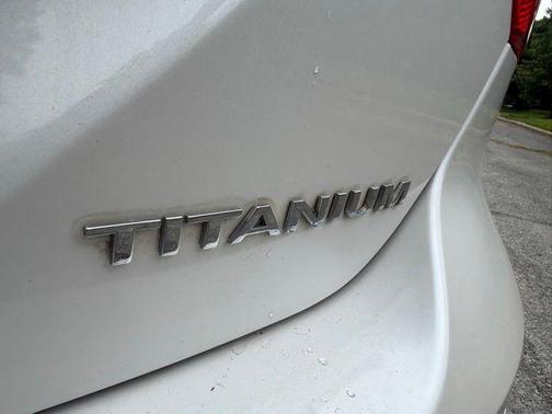 White Platinum Clearcoat Metallic 2012 Ford Focus Titanium