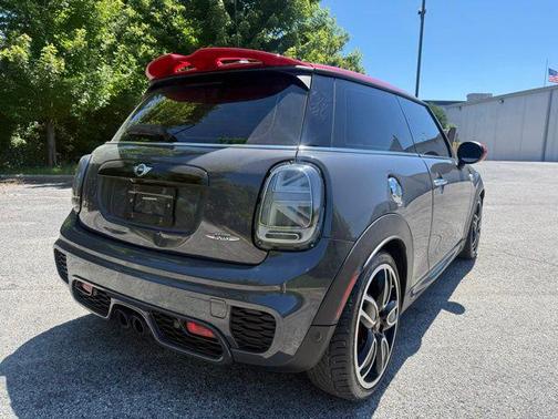 Gray Metallic 2018 MINI Hardtop John Cooper Works