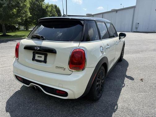 2016 MINI Hardtop Cooper S
