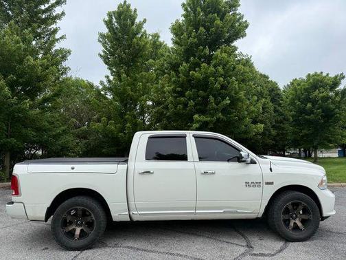 Pearl White 2016 RAM 1500 Longhorn