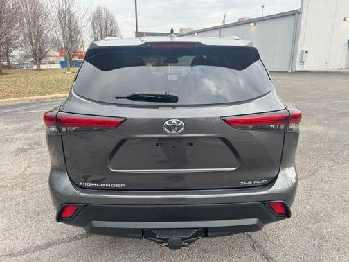 2023 Toyota Highlander XLE