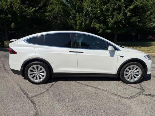 Pearl White Multi-Coat 2020 Tesla Model X Long Range Dual Motor All-Wheel Drive