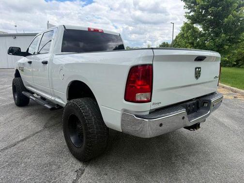 Bright White Clearcoat 2018 RAM 2500 Tradesman Crew Cab 4x4 6'4' Box
