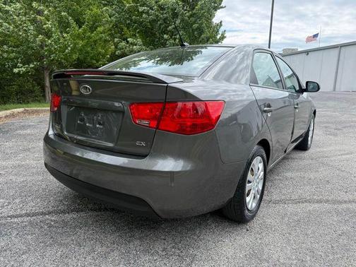 Gunmetal Gray Pearl Metallic 2013 Kia Forte EX