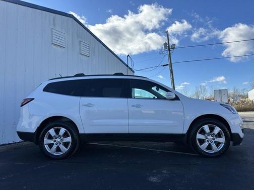 2017 Chevrolet Traverse 1LT
