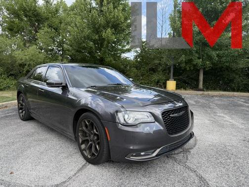 2016 Chrysler 300 S