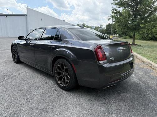2016 Chrysler 300 S