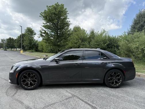 2016 Chrysler 300 S