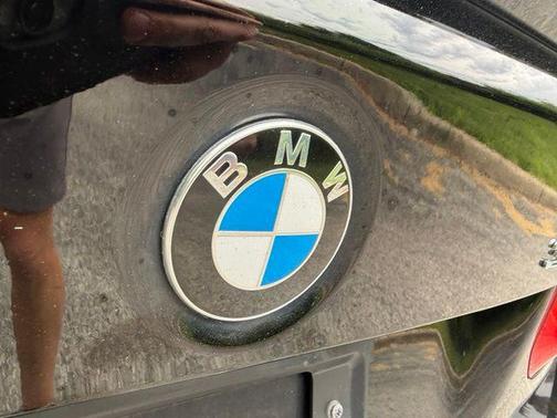 Jet Black 2016 BMW 320 i