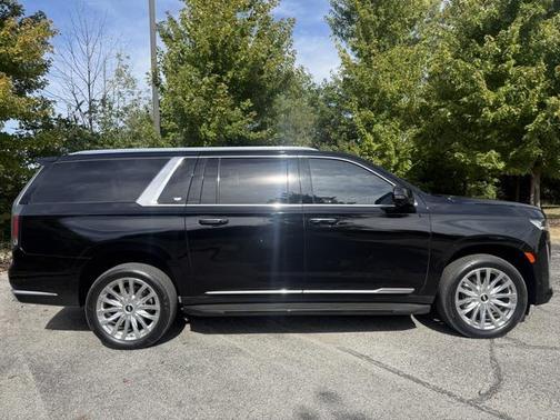 2023 Cadillac Escalade ESV Premium Luxury