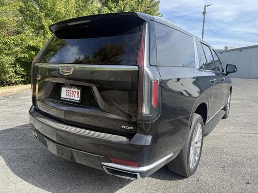 2023 Cadillac Escalade ESV Premium Luxury