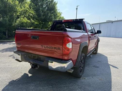 2017 Toyota Tundra SR5