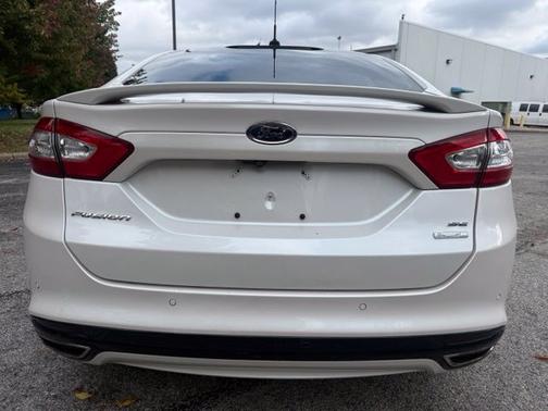 White Platinum Clearcoat Metallic 2016 Ford Fusion SE