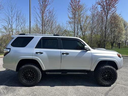 2016 Toyota 4Runner Trail